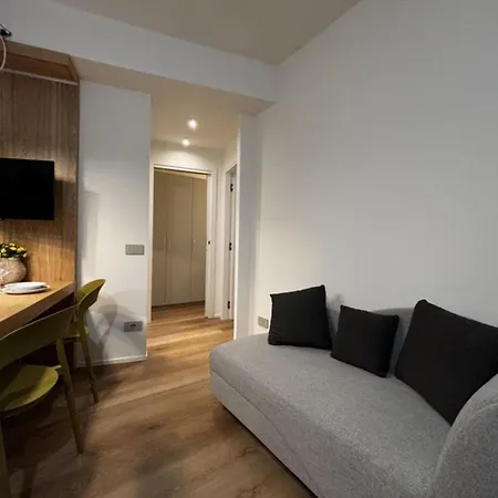 Newly Renovated, Beautifully Apartman Rosolina Mare
